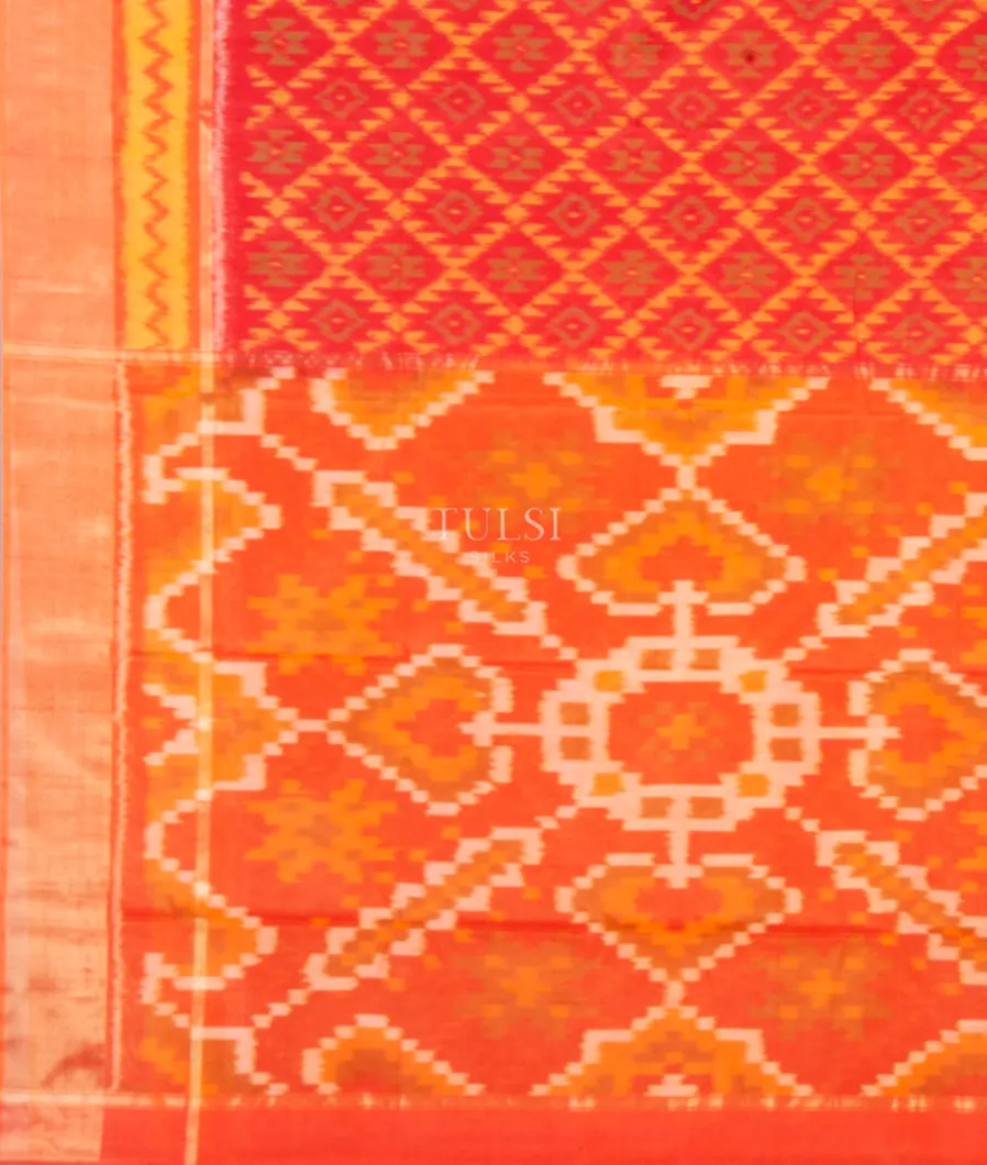 red-pochampalli-silk-cotton-saree-t555576-t555576-d