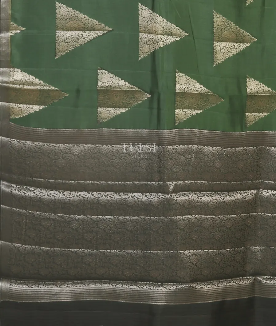 Green Chaniya Silk Saree T5480584