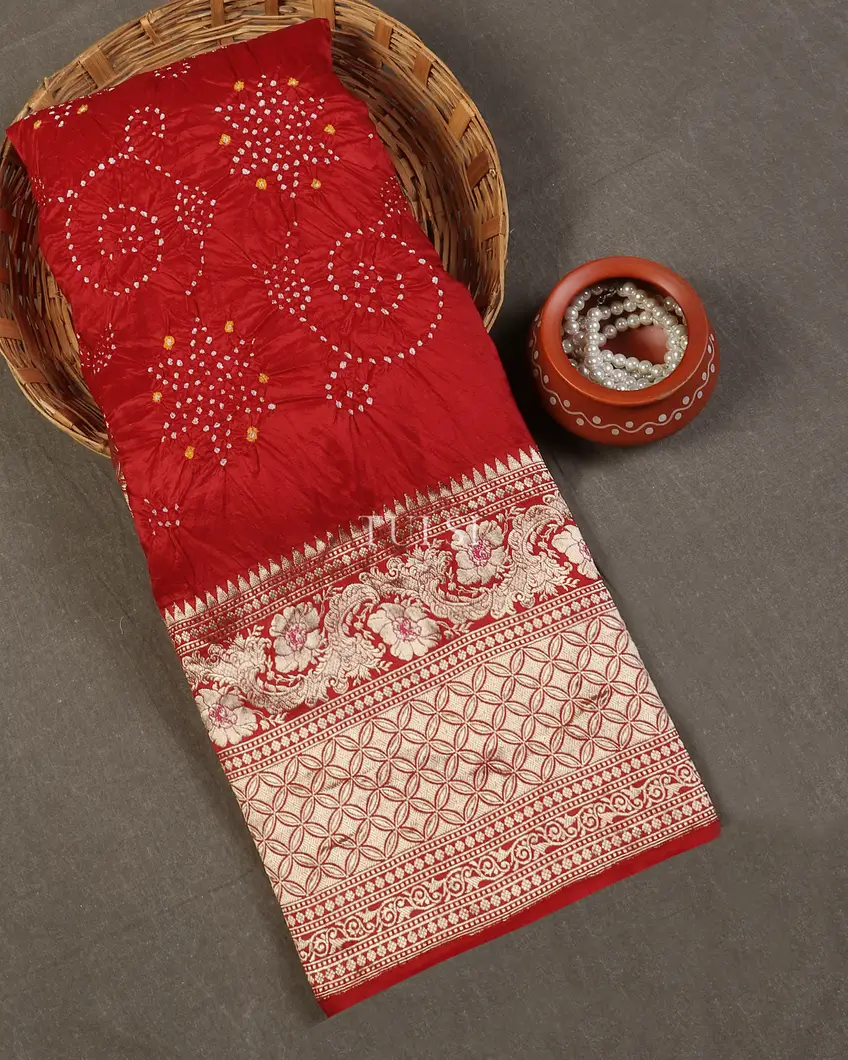 Red Bandhani Silk Saree T560028-image