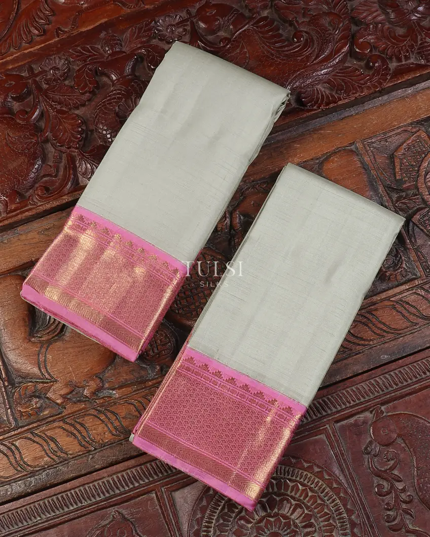 Grey Handwoven Kanjivaram Silk Dhoti and Vastharam T550686-image