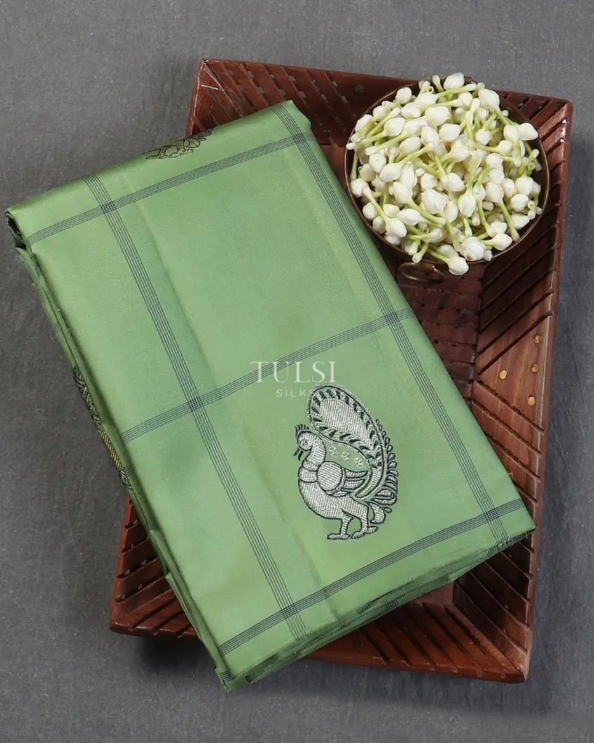 Green Kanjivaram Silk Saree T564529-image