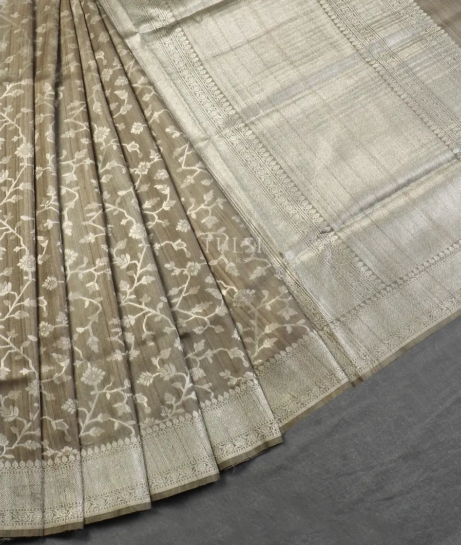Grey Banaras Tussar Saree T5546182