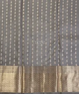 Grey Kanjivaram Silk Saree T5368363