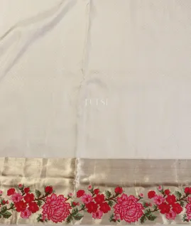 White Kanjivaram Embroidery Silk Saree T5653563