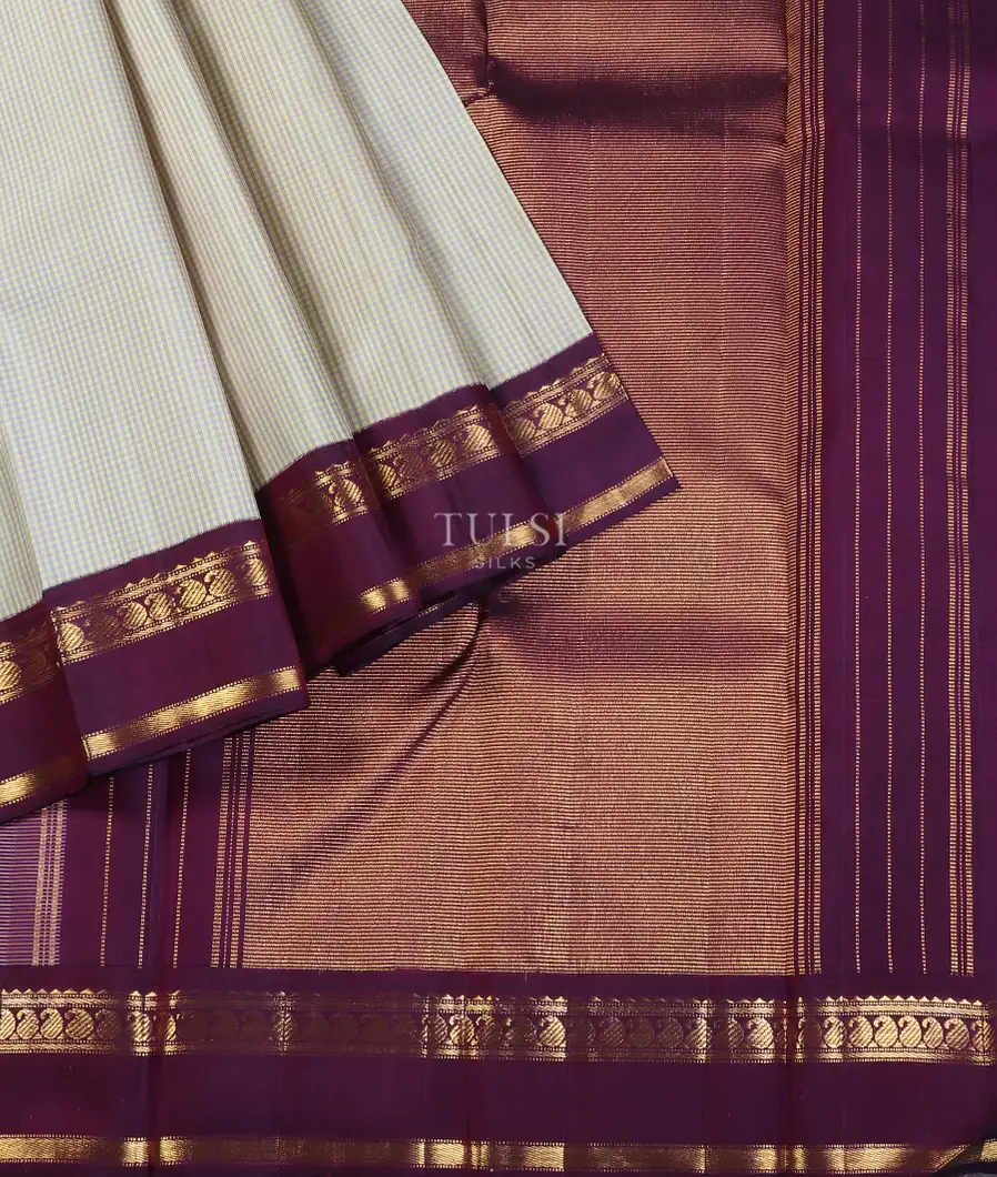 Light Green and Light Lavender Kanjivaram Silk Saree T5606192