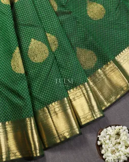 Green Kanjivaram Silk Saree T5623394