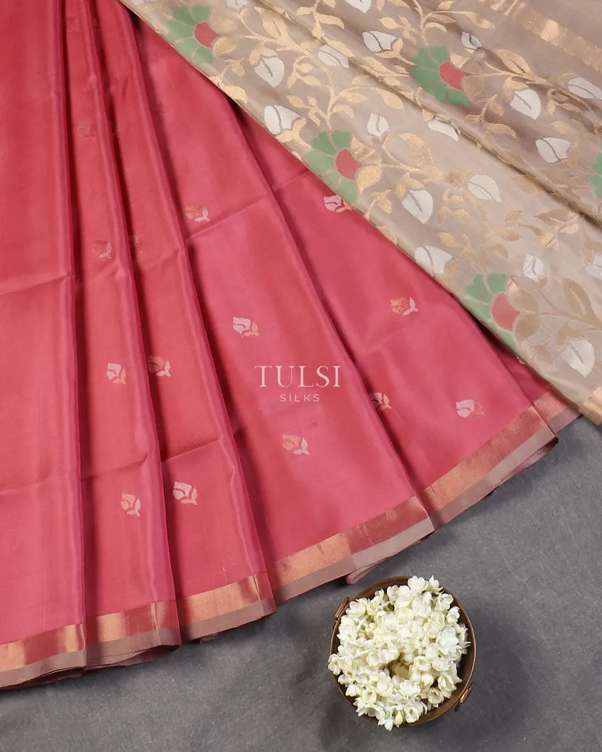 Buy Latest Pure Raw Silk Saree Online In India | Me99