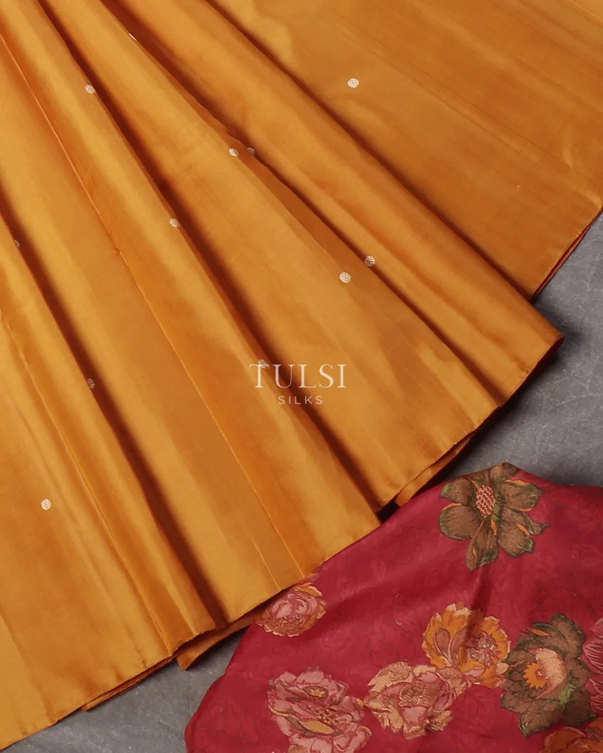 yellow-kanjivaram-silk-saree-t559555-t559555-d