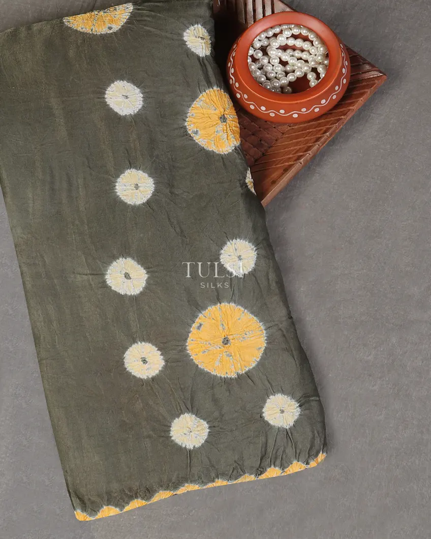 Grey Bandhani Gajji Silk Saree T570134-image