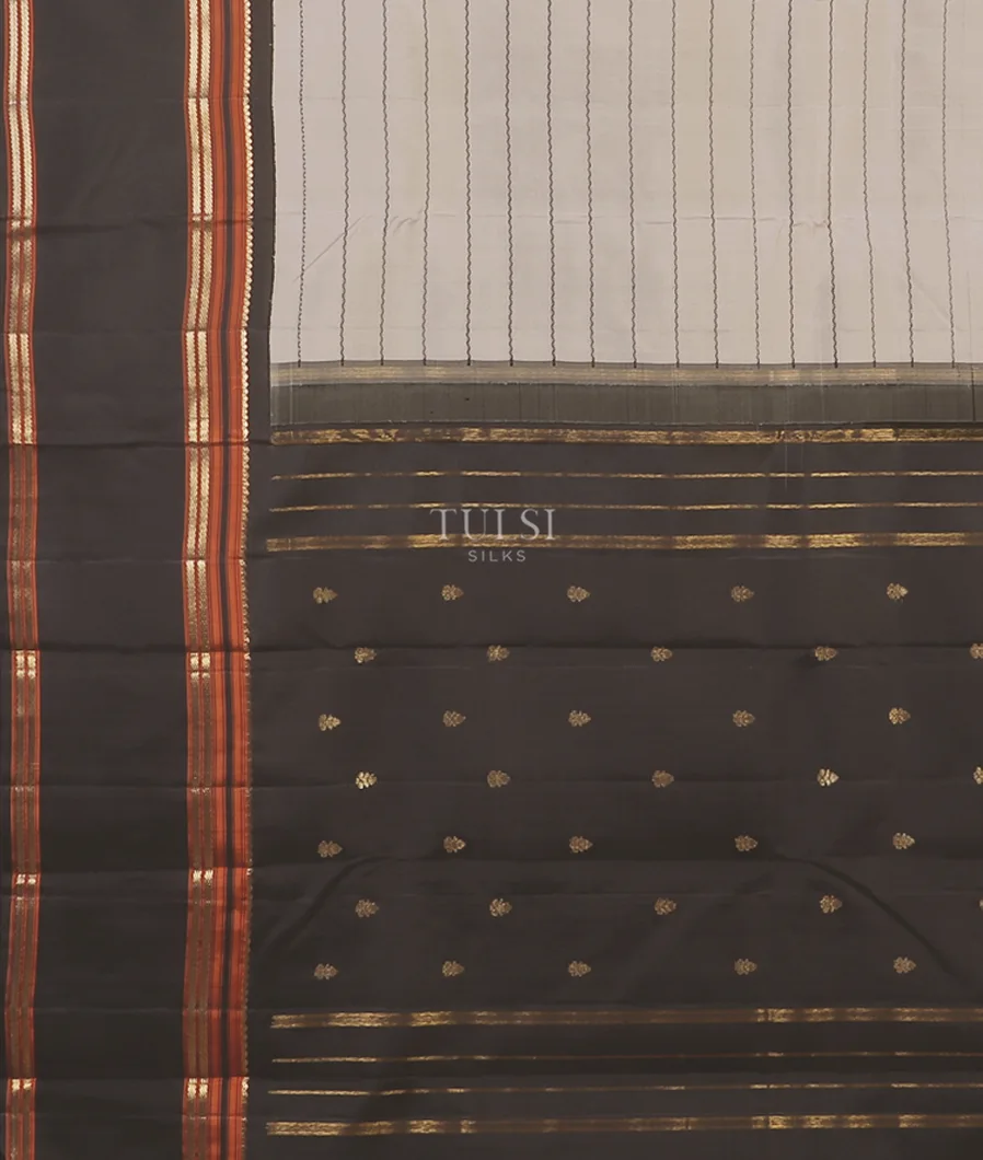 Off - White Kanjivaram Silk Saree T4934234