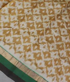 Beige Pochampalli Silk Cotton Saree T5555824