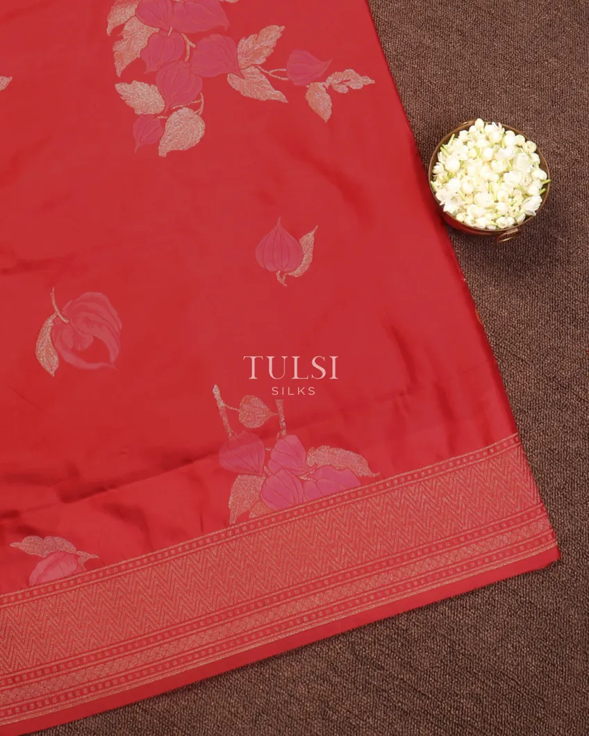 Red Banaras Silk Saree T567245-image