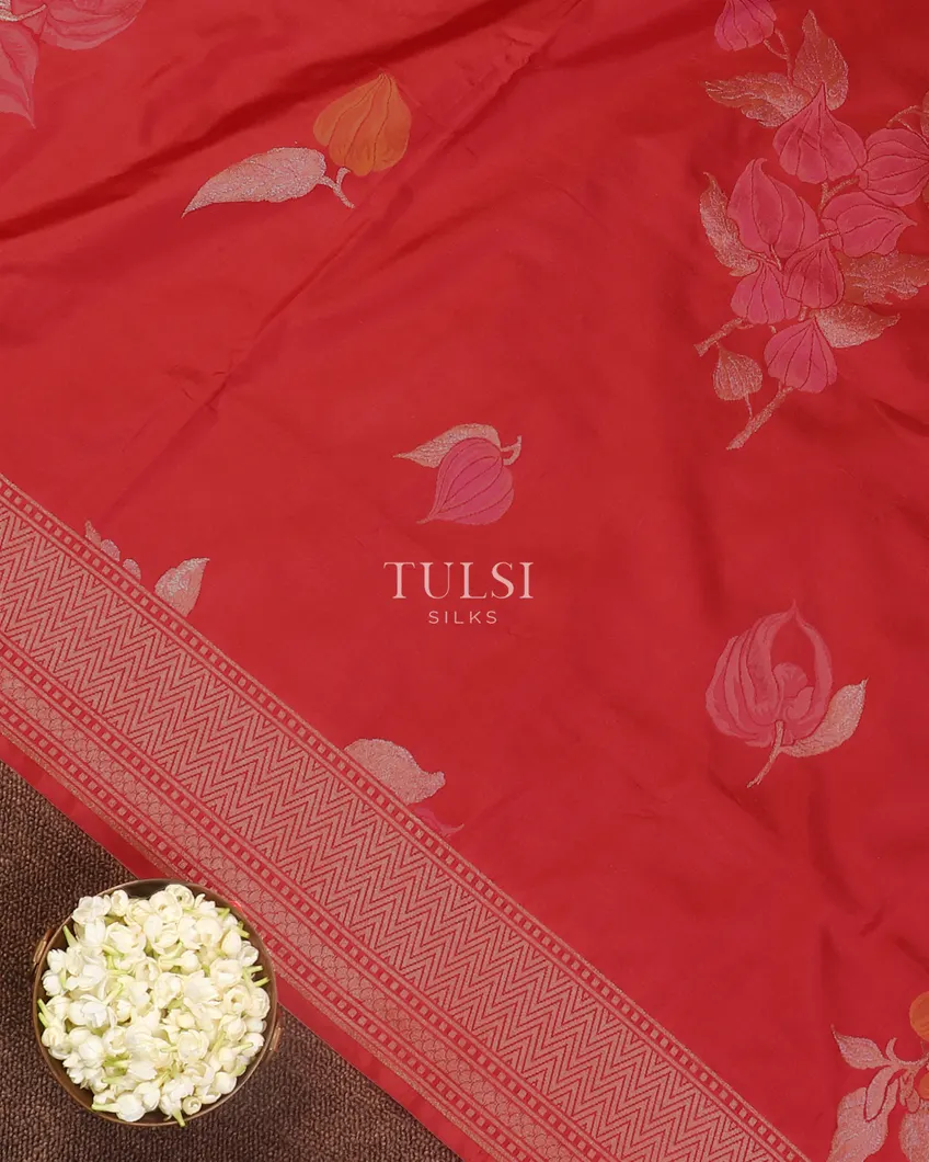 red-banaras-silk-saree-t567245-t567245-e