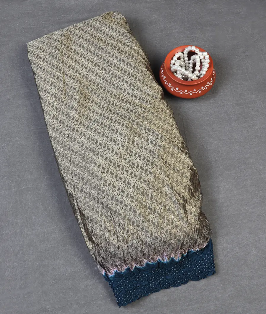 Grey Bandhani Soft Silk Saree T560068-image