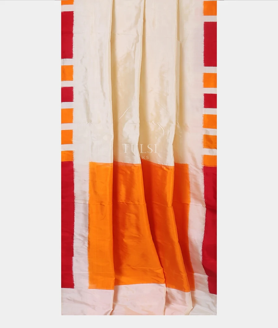 off-white-ikat-silk-saree-t576929-t576929-b