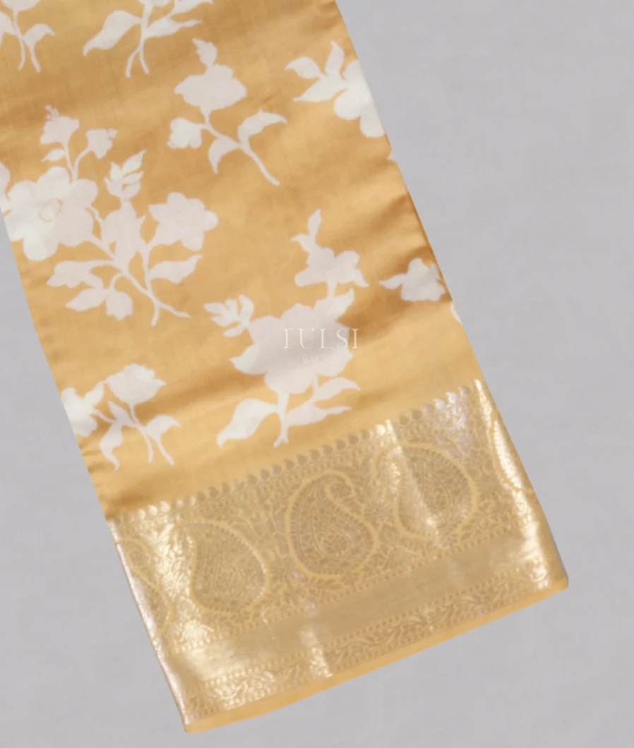 Pale Yellow Chaniya Silk Saree T574029-image