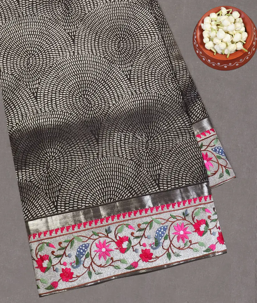 Black Kanjivaram Embroidery Silk Saree T572966-image