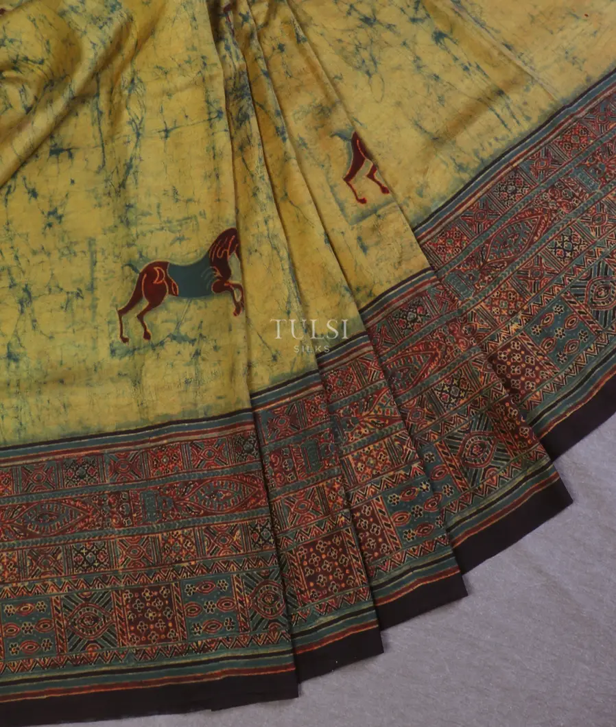 green-ajrakh-silk-sareet572481-t572481-d