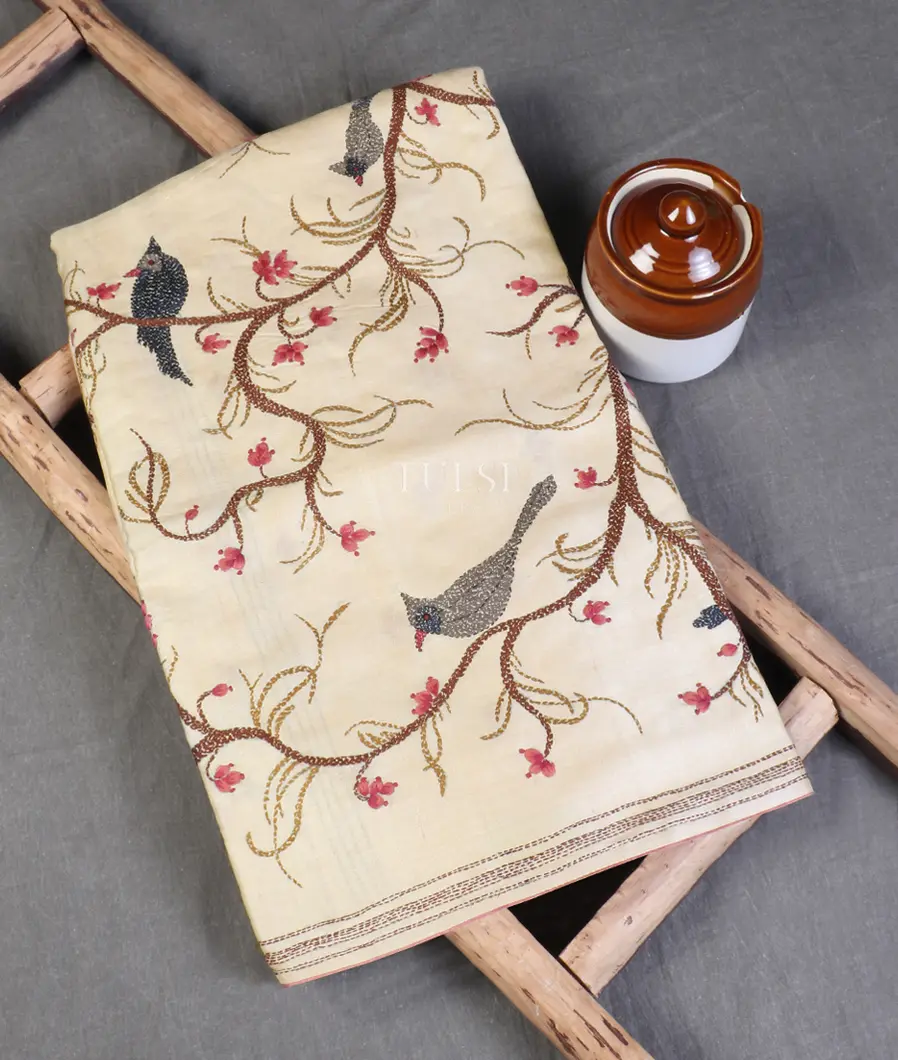 Beige Tussar Kantha Work Saree T578361-image