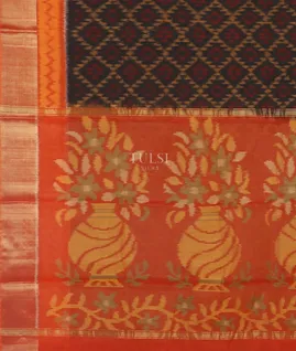 black-pochampalli-silk-cotton-saree-t555563-t555563-d