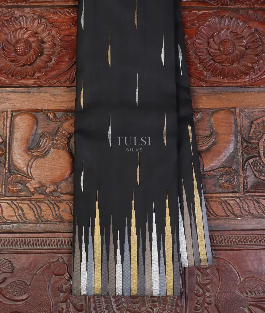 Black Kanjivaram Silk Saree T572513-image