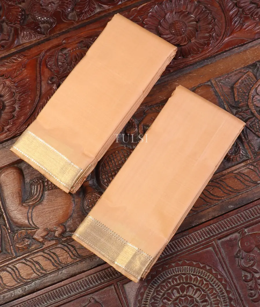Beige Handwoven Kanjivaram Silk Dhoti and Vastharam T582371-image