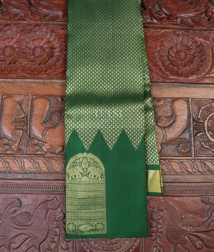 Green Kanjivaram Silk Saree T578194-image