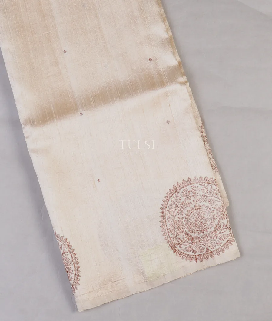 Off - White Banaras Tussar Saree T588350-image