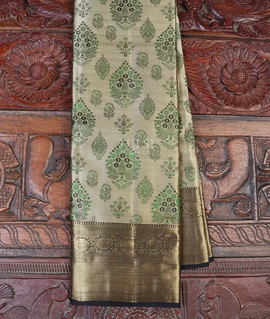 Grey Soft Silk Saree T577672-image