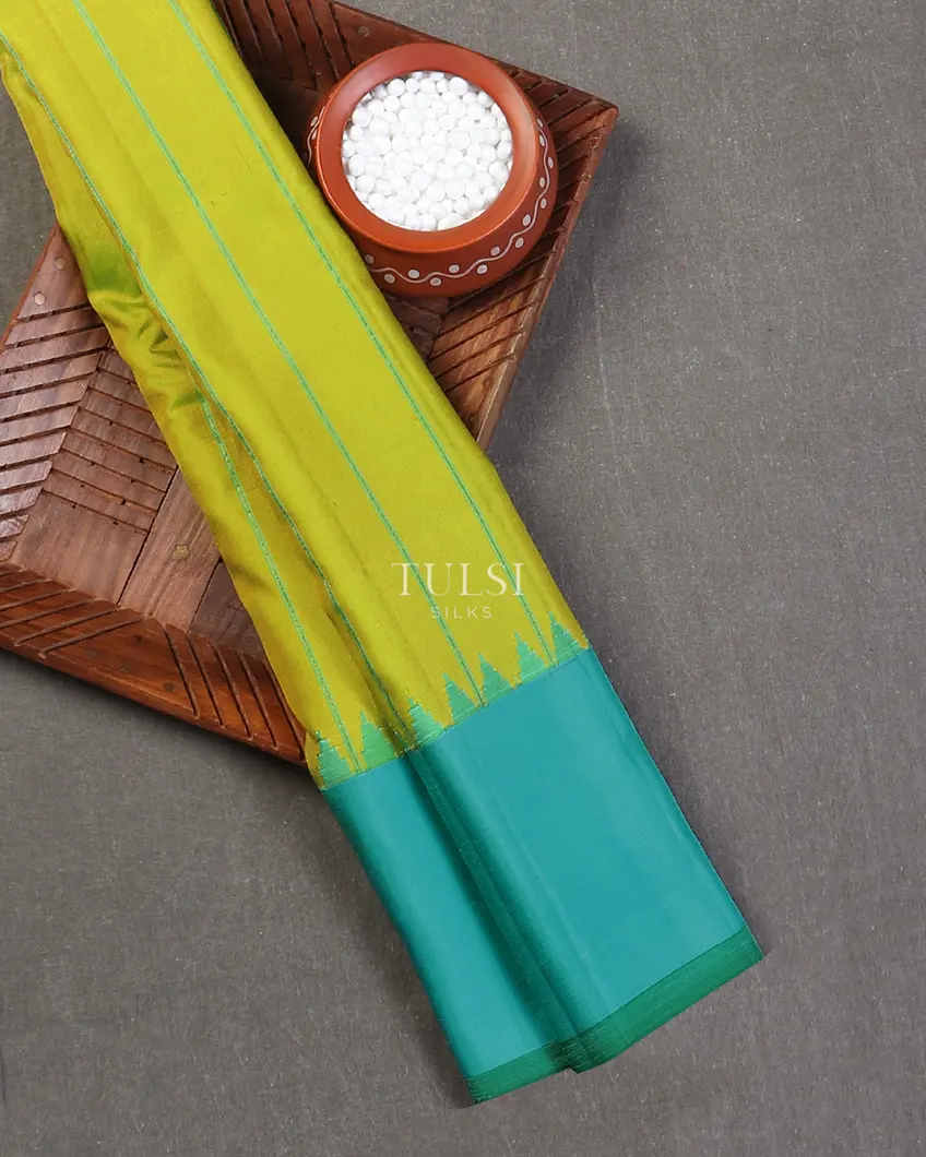 Yellowish Green Gadwal Silk Saree T586669-image