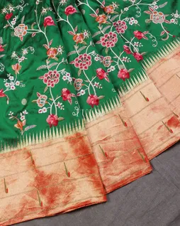 green-kanjivaram-embroidery-silk-saree-with-paithani-border-and-pallu-t557640-t557640-d