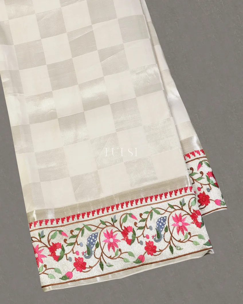 Off - White Kanjivaram Embroidery Silk Saree T572961-image
