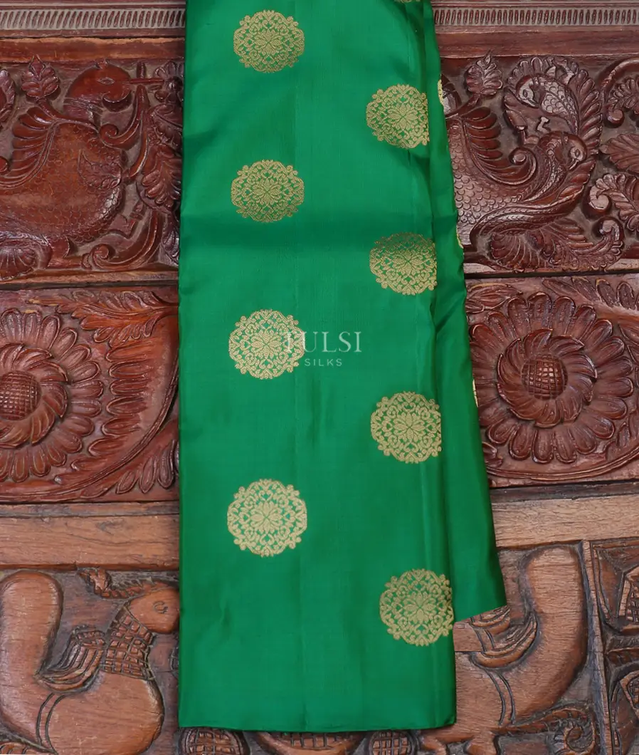 Green Kanjivaram Silk Saree T588536-image