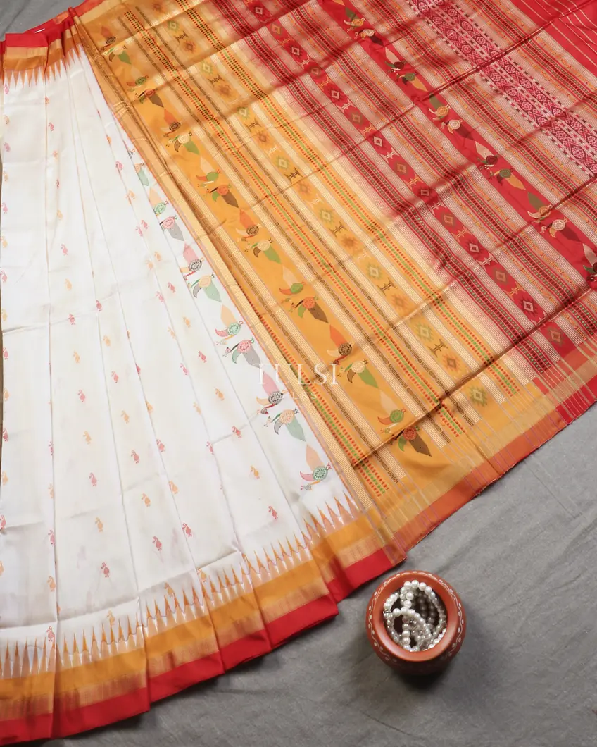 off-white-ikat-silk-saree-t594417-t594417-b