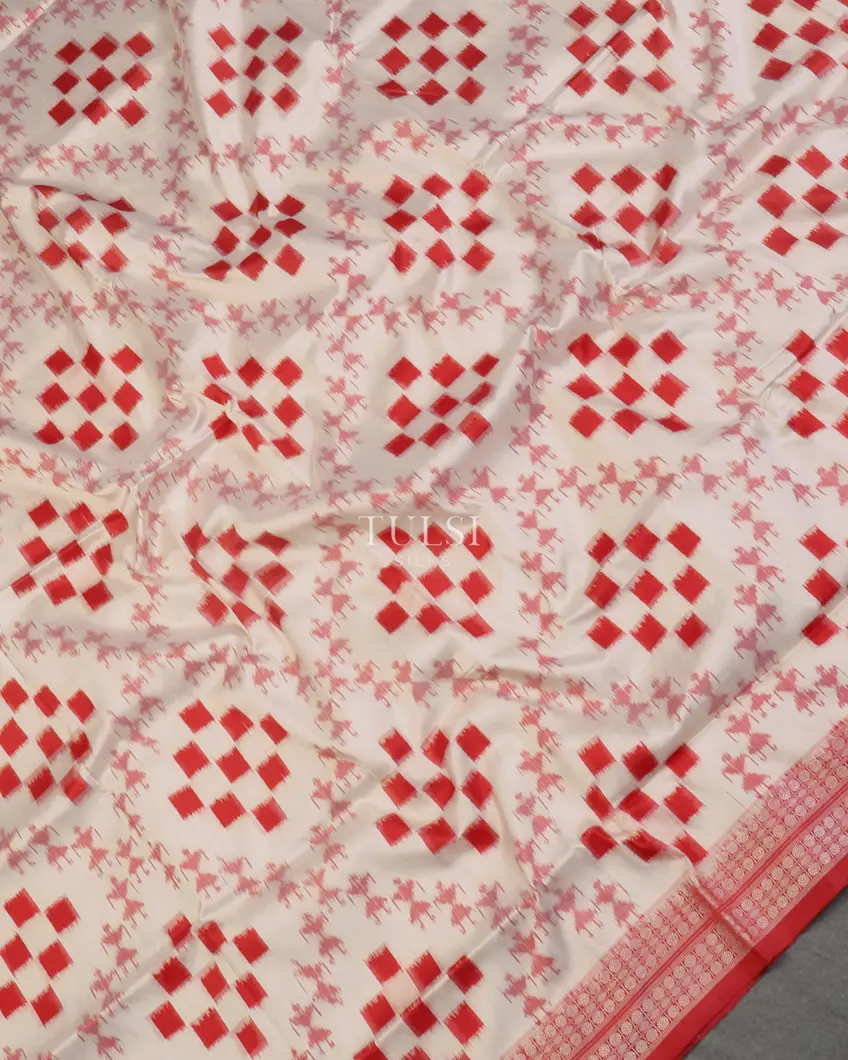 off-white-ikat-silk-saree-t594418-t594418-e