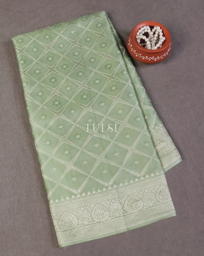 Green Banaras Mashru Silk Saree T590885-image