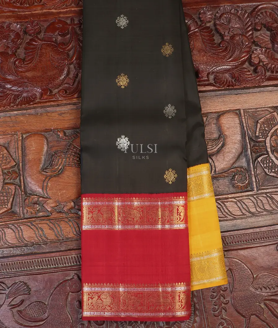 Black Kanjivaram Silk Saree T569984-image
