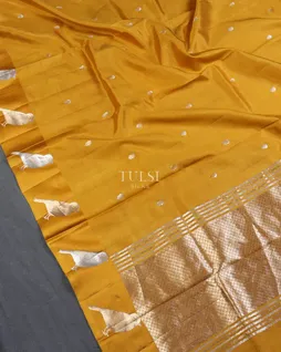 yellow-banaras-silk-saree-t602374-t602374-e