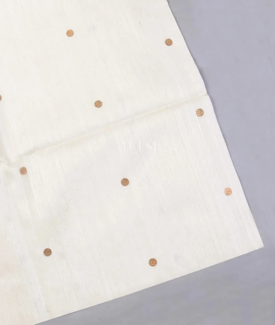 Off - White Handwoven Tussar Saree T597318-image