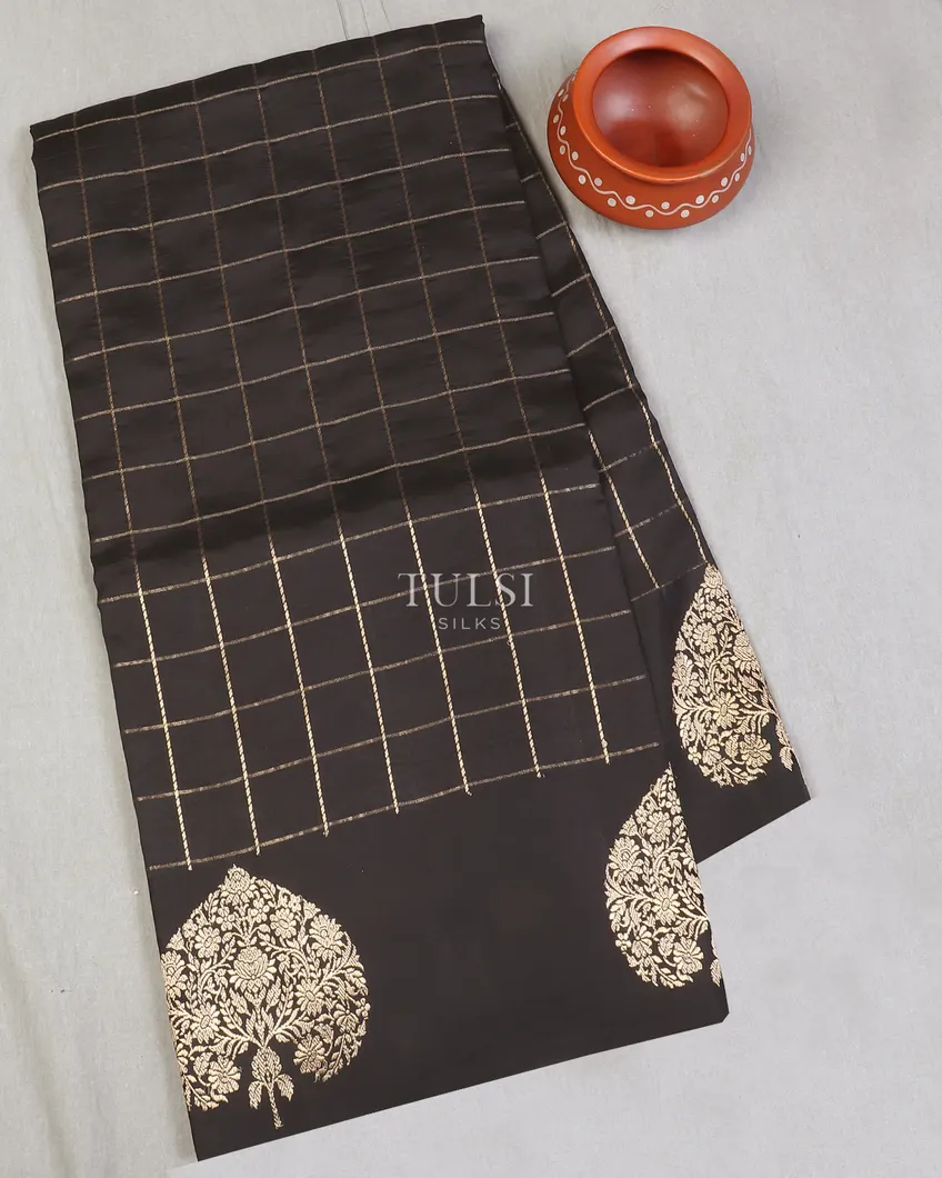 Black Banaras Silk Saree T604380-image