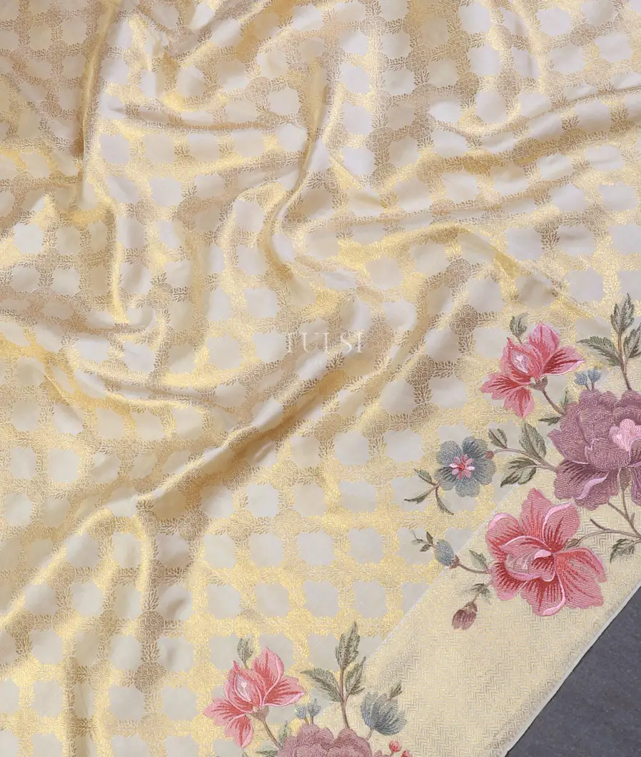 off-white-tissue-kanjivaram-embroidery-silk-saree-t600047-t600047-e