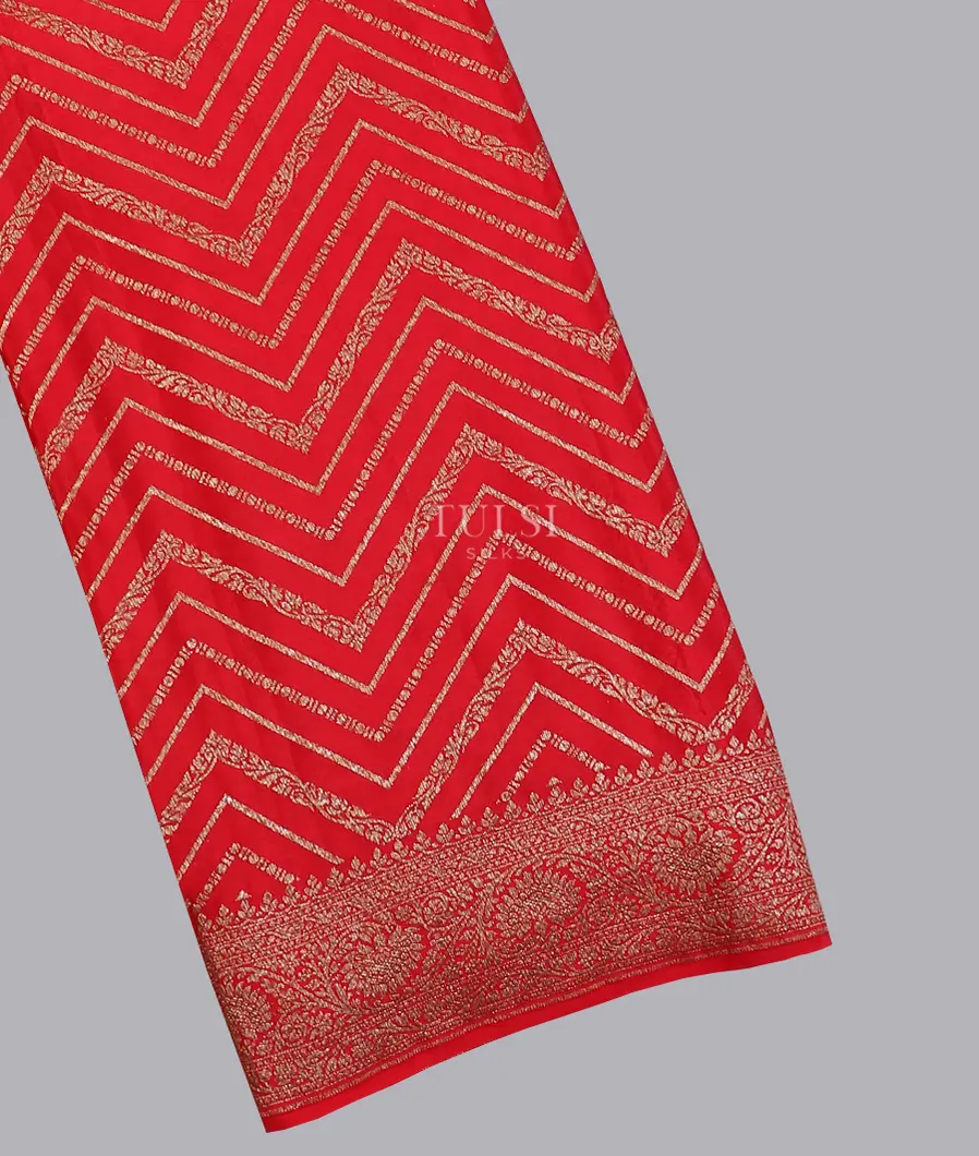 Red Banaras Crepe Silk Saree T601950-image