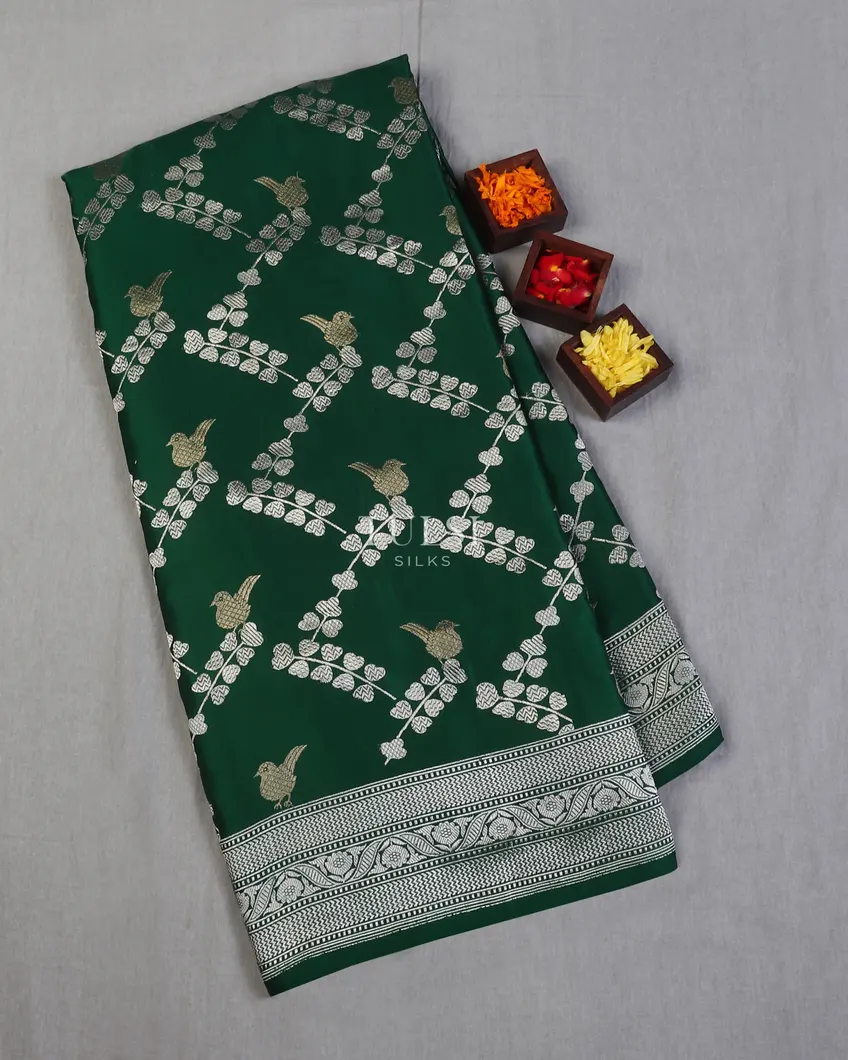 Green Banaras Mashru Silk Saree T607880-image