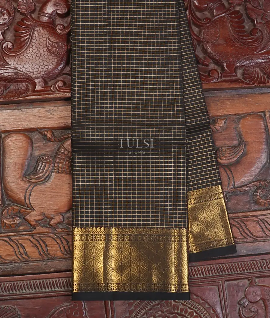 Black Kanjivaram Silk Dupatta T563613-image