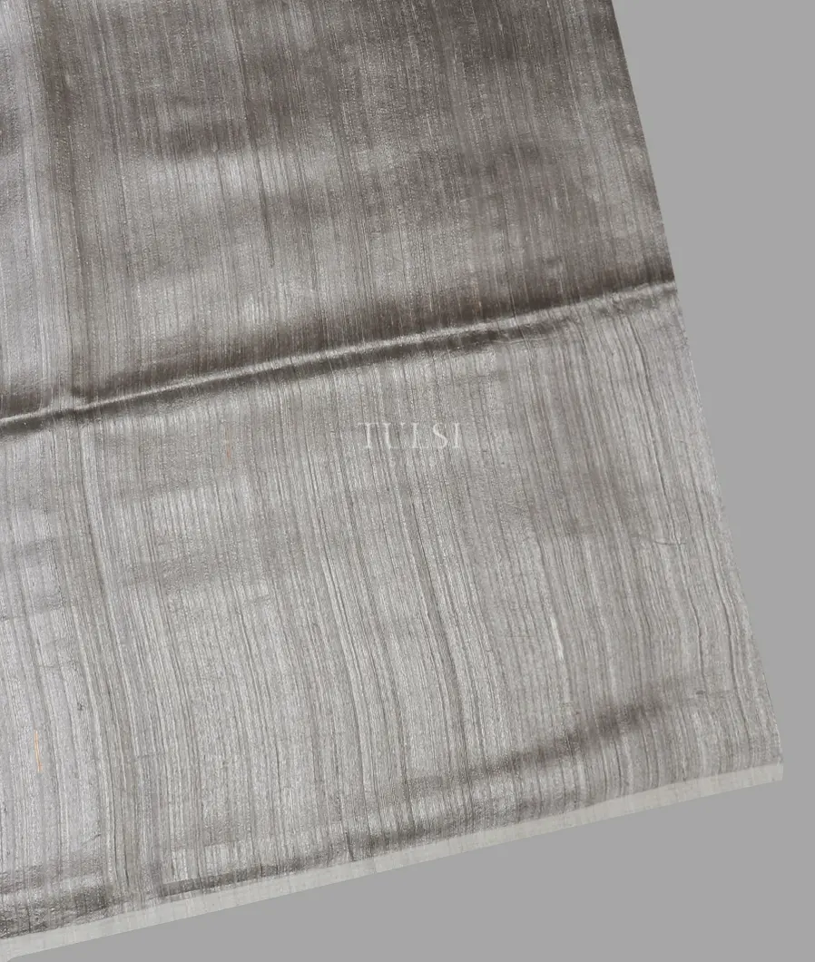 Grey Handwoven Tussar Saree T571825-image