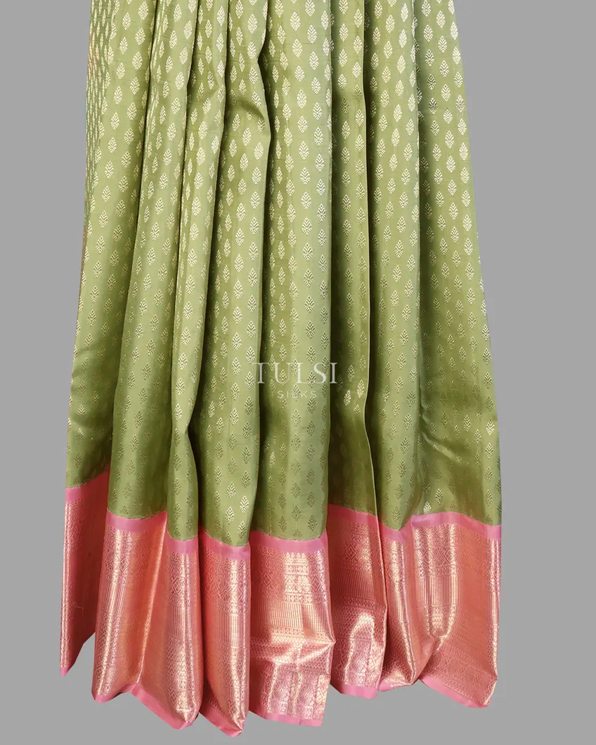 green-handwoven-kanjivaram-silk-pavadai-and-dupatta-t625988-t625988-b