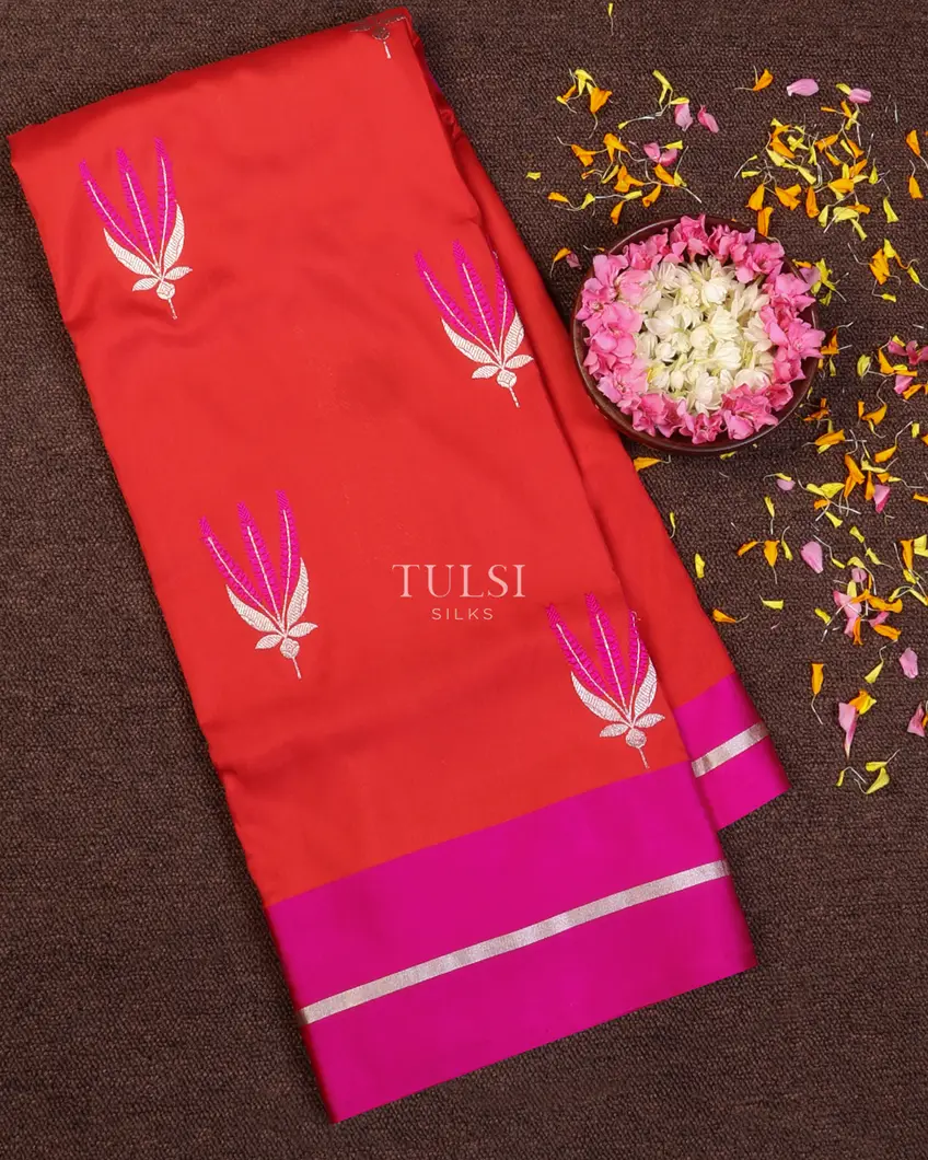 Red Banaras Mashru Silk Saree T609827-image