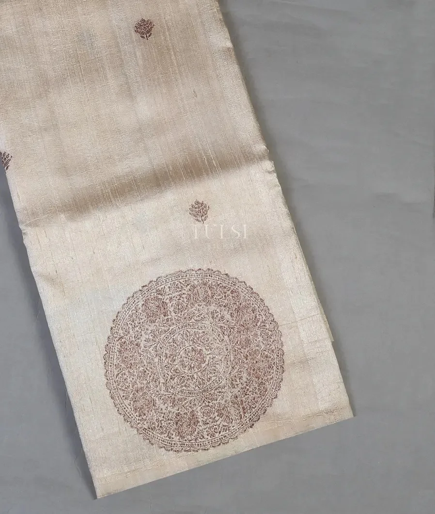Off-White Banaras Tussar Saree T630225-image
