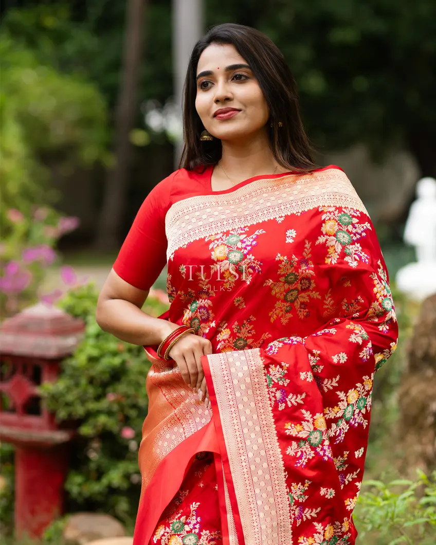 Red Banaras Silk Saree T618687-image