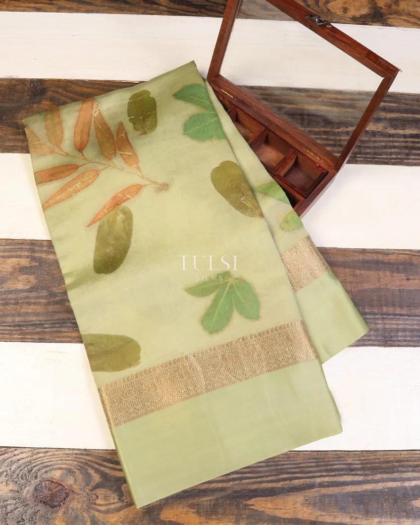 Green Banaras Kathan Silk Saree T625720-image